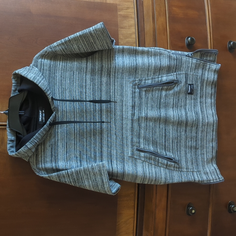 Shirtsleeve Hoodie